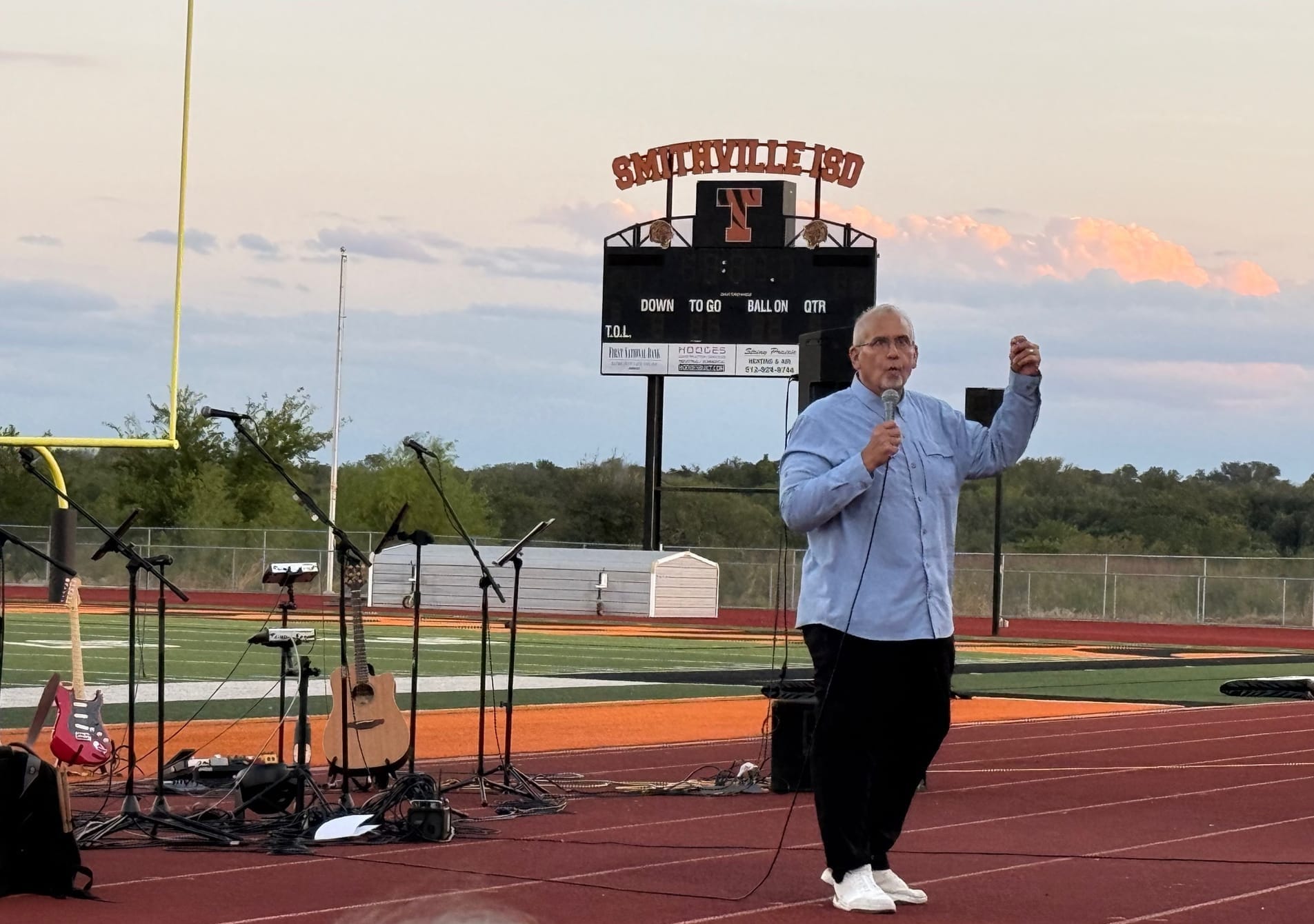 Hundreds Gather in Smithville for Fields of Faith Event