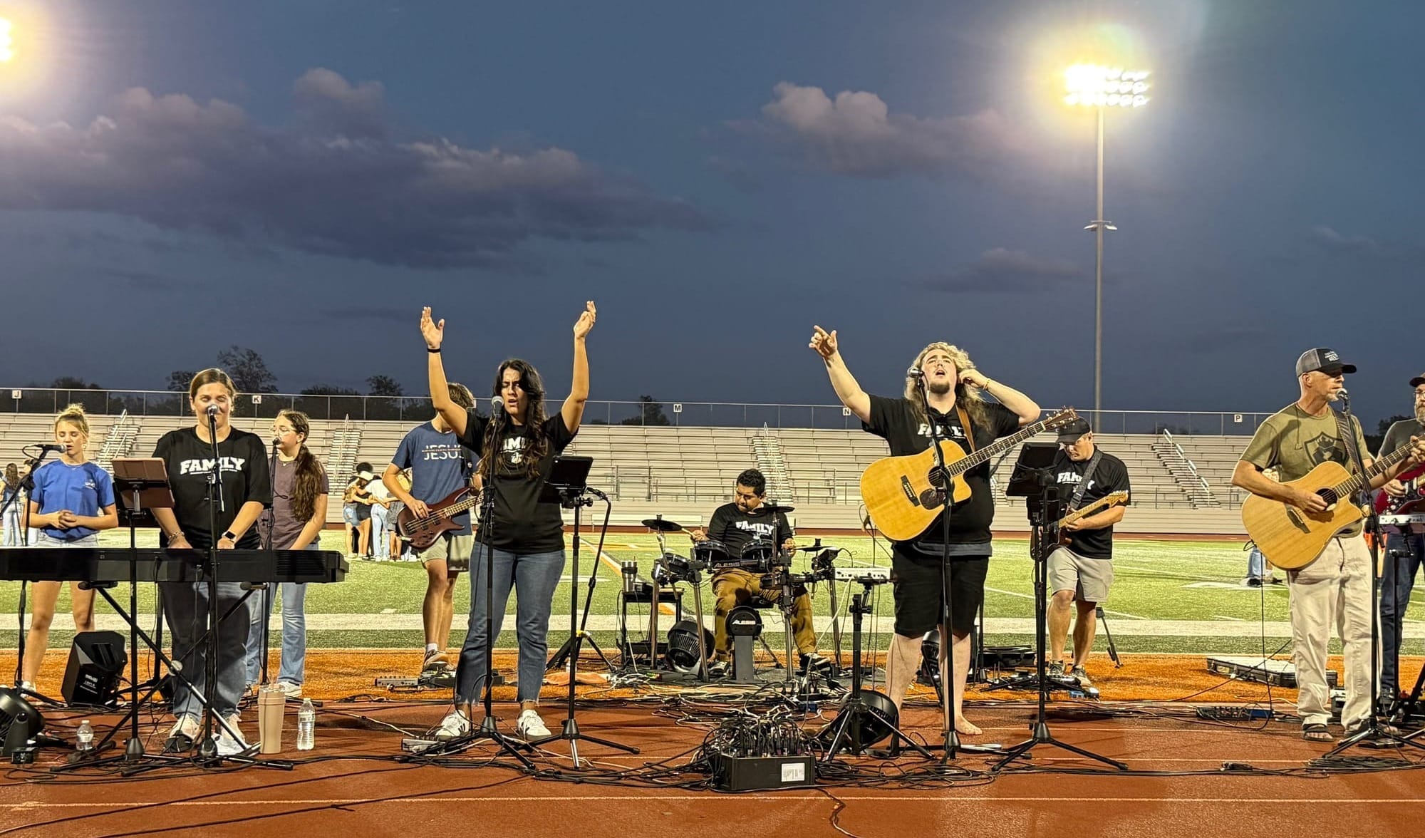Hundreds Gather in Smithville for Fields of Faith Event
