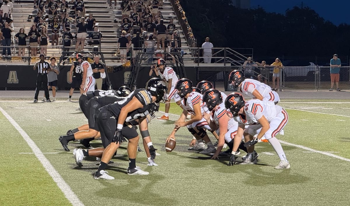 Smithville’s Early Mistakes Prove Costly in 47-7 Loss to Giddings