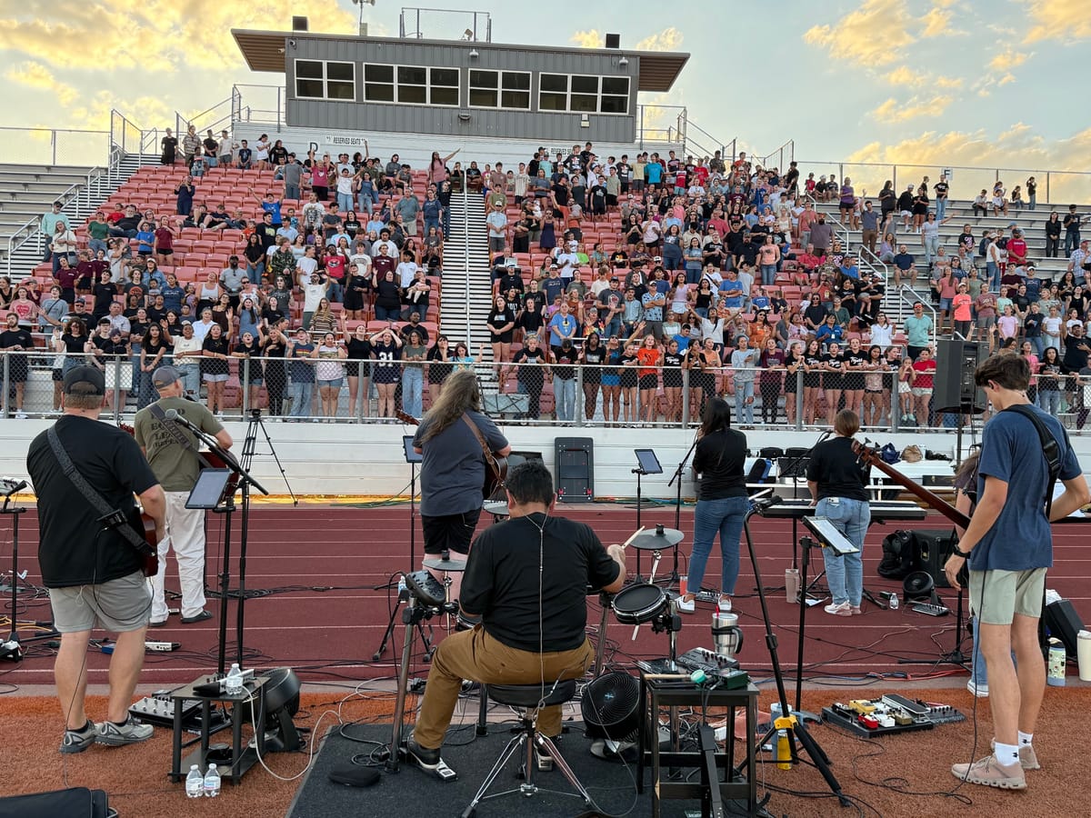 Hundreds Gather in Smithville for Fields of Faith Event