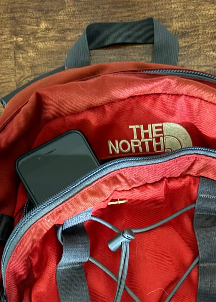 Smithville ISD Votes to Store Student Devices Under New State Cellphone Law