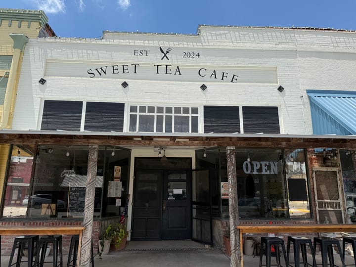 Sweet Tea Cafe Latest Restaurant to Close in Downtown Smithville