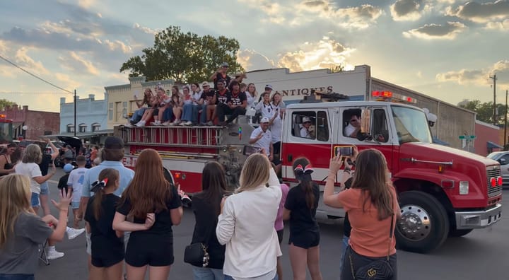 Smithville Celebrates Homecoming With Parade and Community Pep Rally